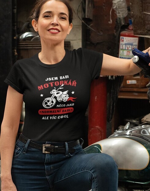 Dámske tričko Som babka motorkárka