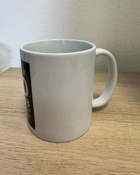 Keramický hrnek Není mi 50