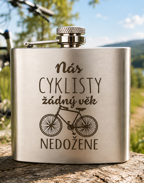 Nerezová ploskačka 180 ml Nás cyklistov žiadny vek nedobehne
